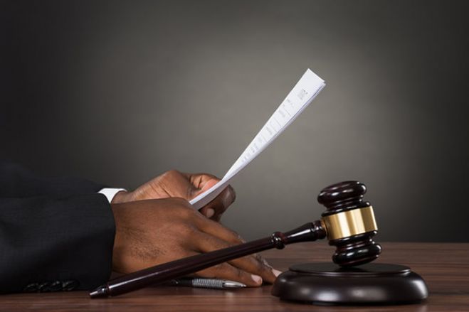 Juiz presidente do Tribunal do Moxico confirma perda de “rasto” de quase 900 arguidos violentos