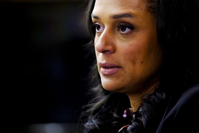 Empresa de Isabel dos Santos admite seguir para os tribunais