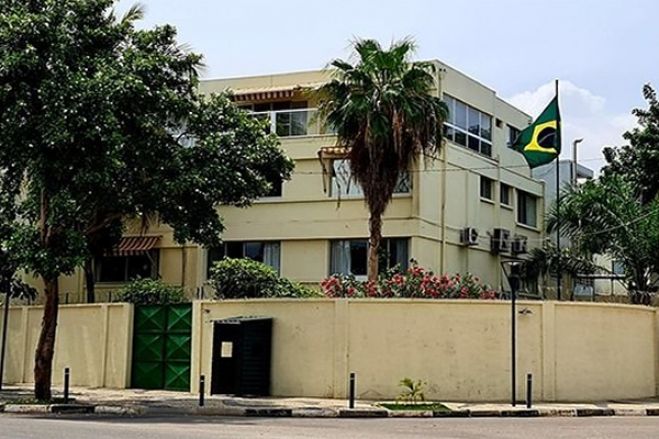 Procura de vistos de turismo e estudo para o Brasil por angolanos aumentou 760%