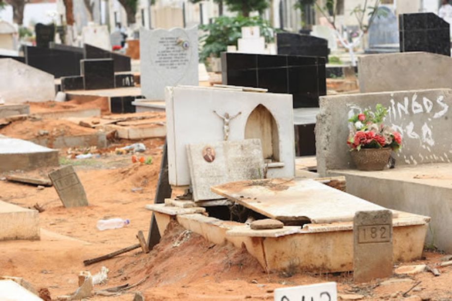 Comissão de Vítimas de conflitos angolanos localizou nove locais com corpos, incluindo valas comuns