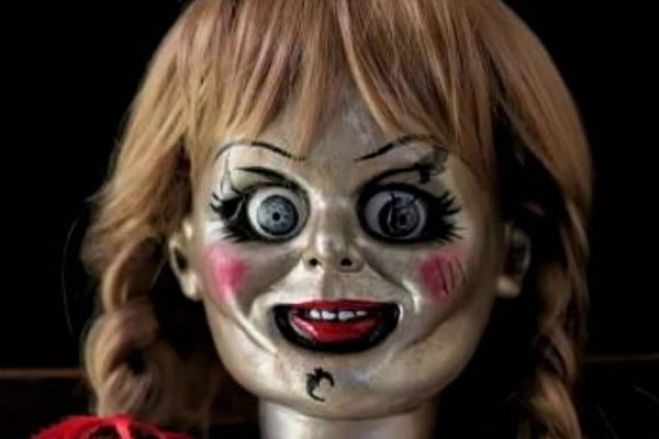 Idoso de 77 anos morre durante sessão de ‘Annabelle 3: De Volta para Casa’ na Tailândia