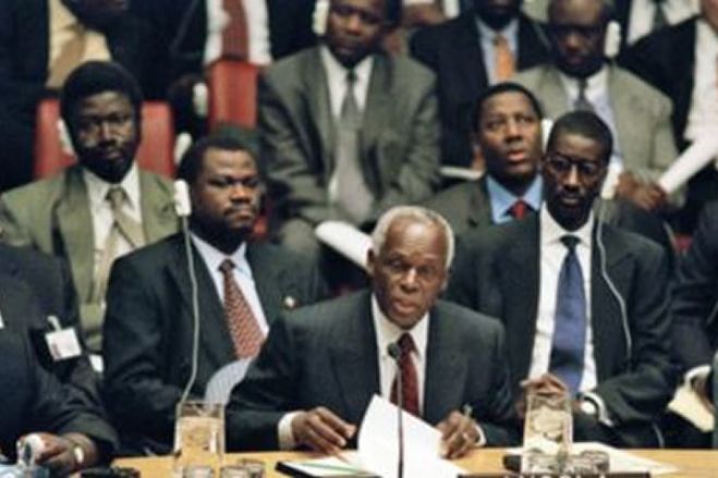 Na Cimeira do G77 em Havana JES já estava pronto para sair do poder