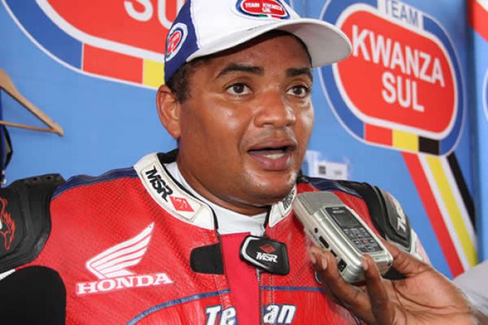 Vuty &quot;sobrinho da primeira-dama&quot; fornece centenas de motorizadas à PIR sem concurso público
