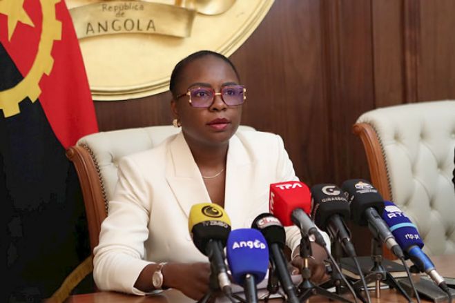 Angola aponta relação laboral como causa de diferença no orçamento entre setores