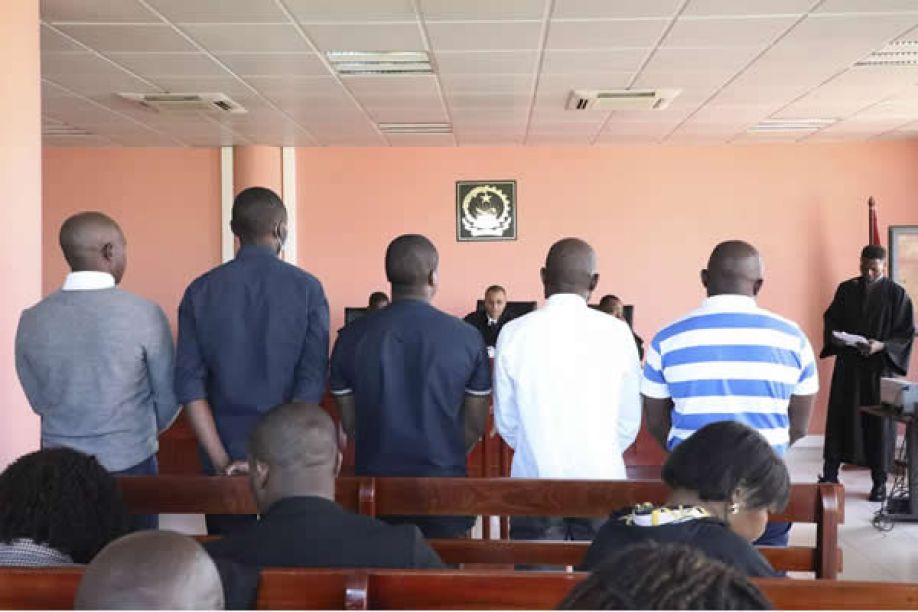 Tribunal do Huambo inicia julgamento de ex-gestores acusados de lesarem o estado em mais de um bilhão de Kwanzas