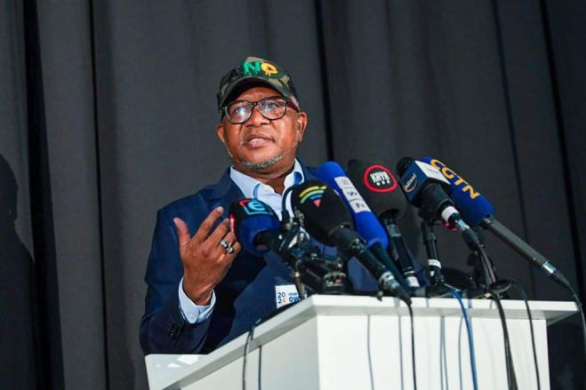 Partido de Mandela aceita &quot;vontade do povo&quot; que ditou perda de maioria absoluta
