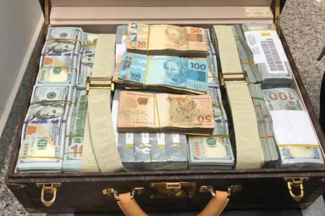 Governo reconhece que recuperação de bens no estrangeiro serão “complexos” e “morosos”