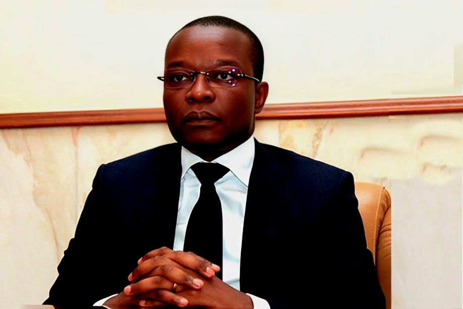 MPLA aprovou indicação de Adão de Almeida como novo Presidente da Assembleia Nacional