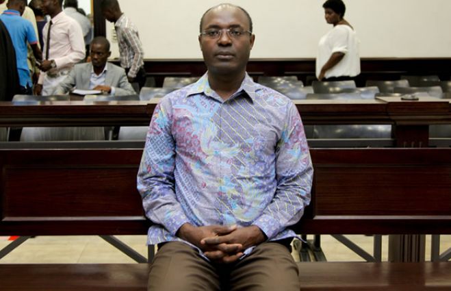 Julgamento do jornalista Rafael Marques reagendado para dia 19