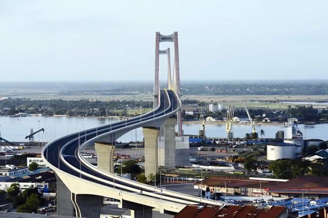 Angola busca financiamento de ponte para ligar Cabinda ao resto do país